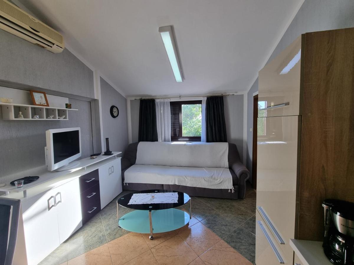 Apartment Grbac Barbat na Rabu Εξωτερικό φωτογραφία