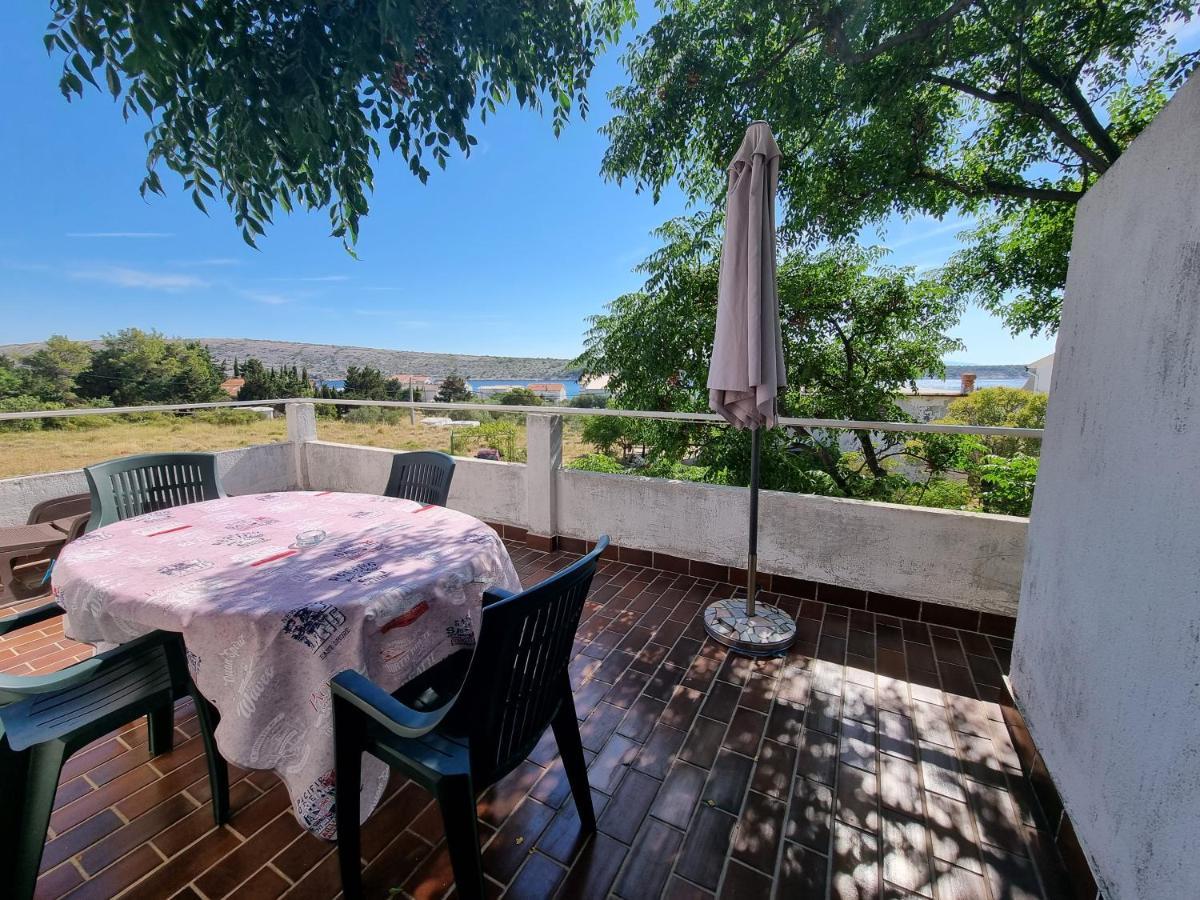 Apartment Grbac Barbat na Rabu Εξωτερικό φωτογραφία